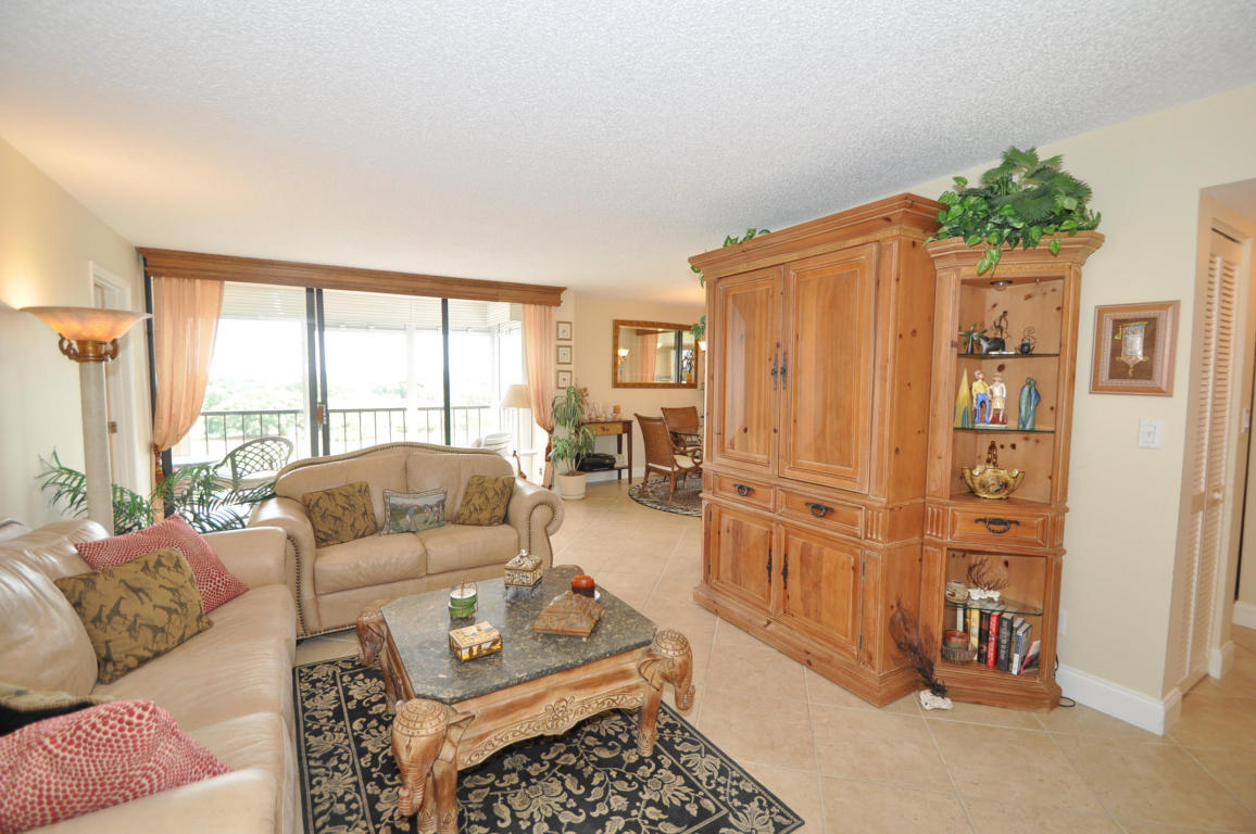 7768 Lakeside Boulevard, Boca Raton, FL 33434