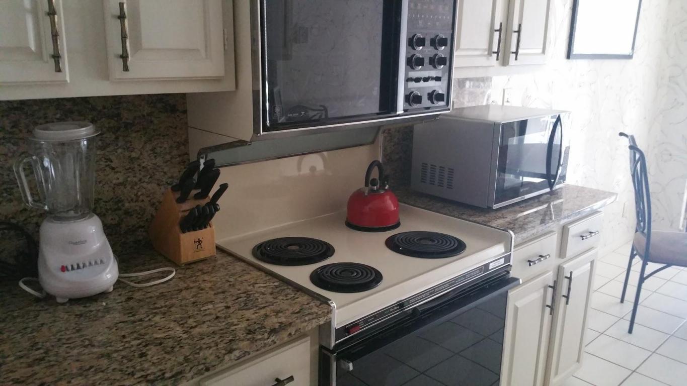 20080 Boca West Drive, Boca Raton, FL 33434