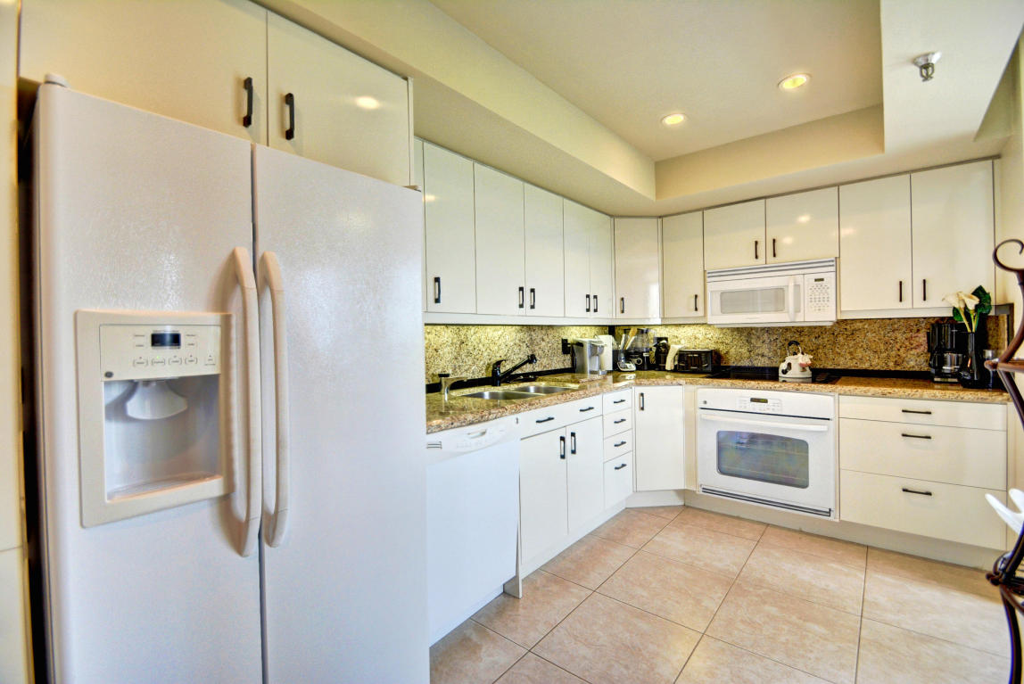 6845 Willow Wood Drive, Boca Raton, FL 33434