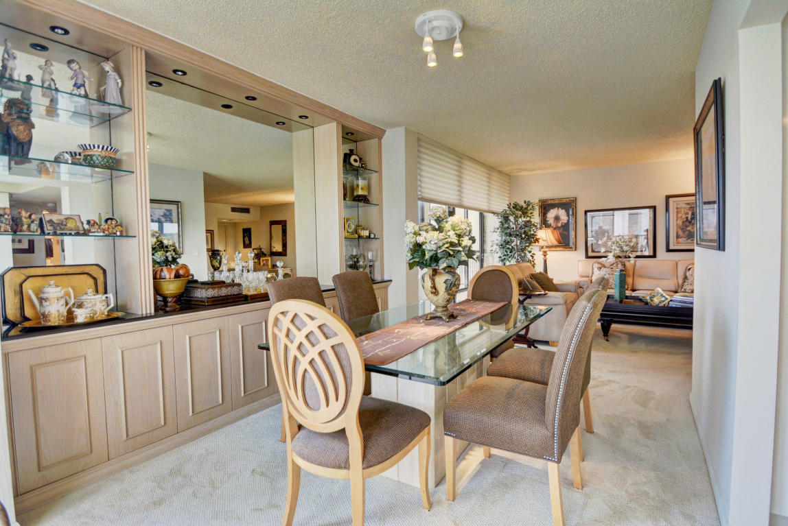 6845 Willow Wood Drive, Boca Raton, FL 33434