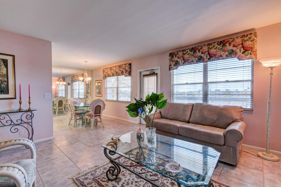 4017 Yarmouth A, Boca Raton, FL 33434