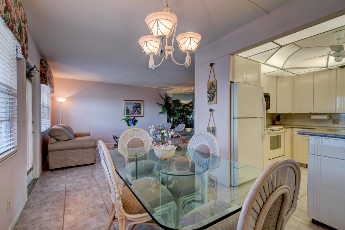 4017 Yarmouth A, Boca Raton, FL 33434