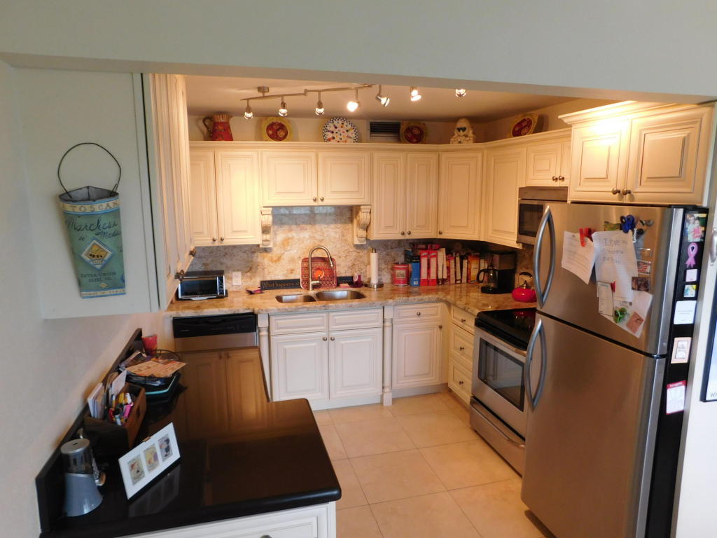 4011 Yarmouth A, Boca Raton, FL 33434
