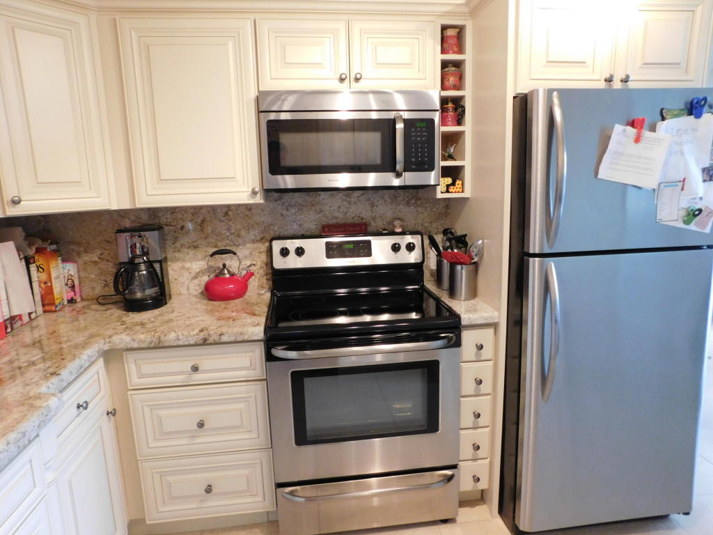 4011 Yarmouth A, Boca Raton, FL 33434