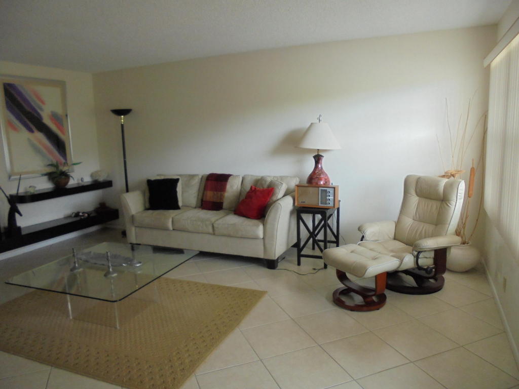 2004 Yarmouth A, Boca Raton, FL 33434