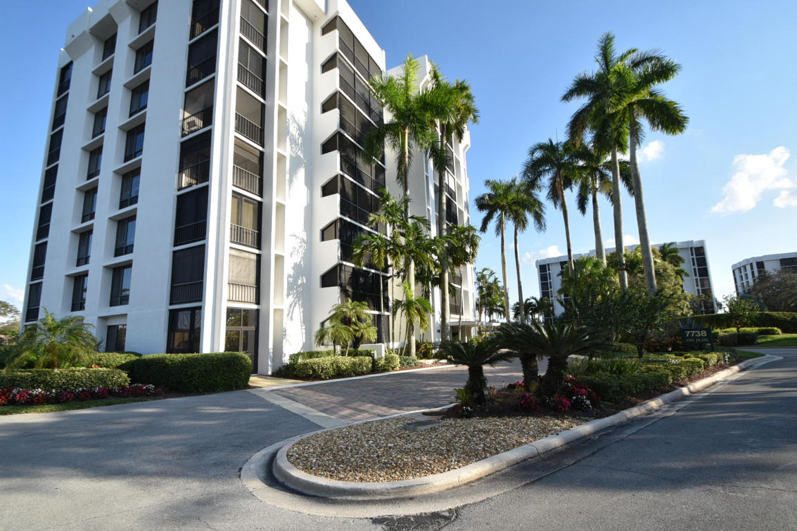 7738 Lakeside Boulevard, Boca Raton, FL 33434