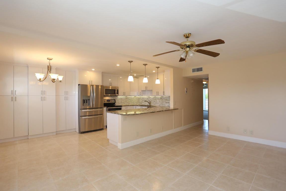 2043 Yarmouth C, Boca Raton, FL 33434