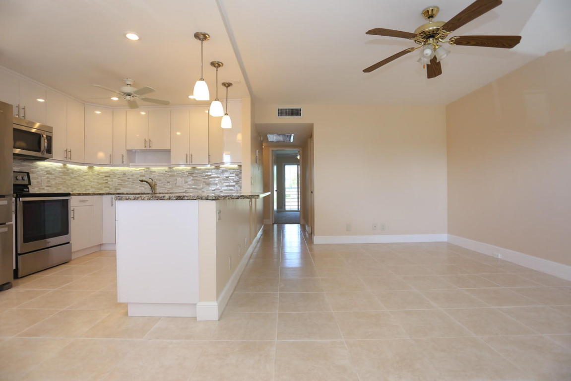 2043 Yarmouth C, Boca Raton, FL 33434