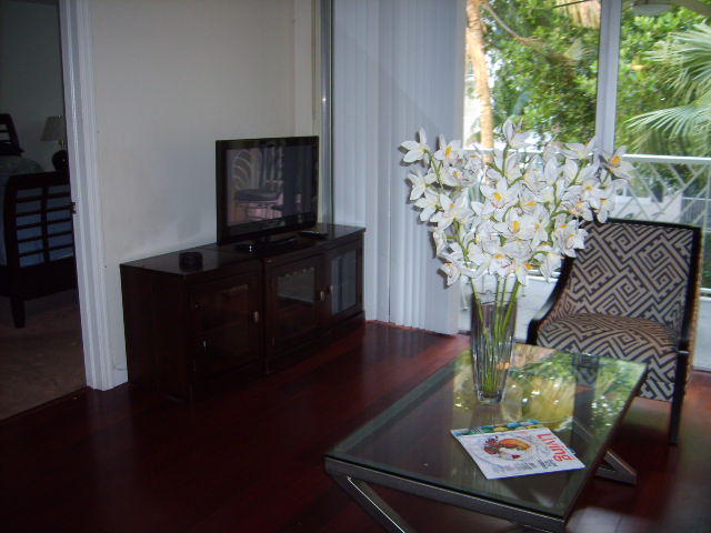 621 E Woolbright Road, Boynton Beach, FL 33435