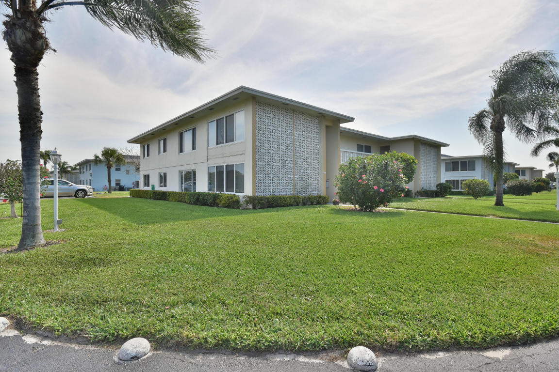 200 Main Boulevard, Boynton Beach, FL 33435
