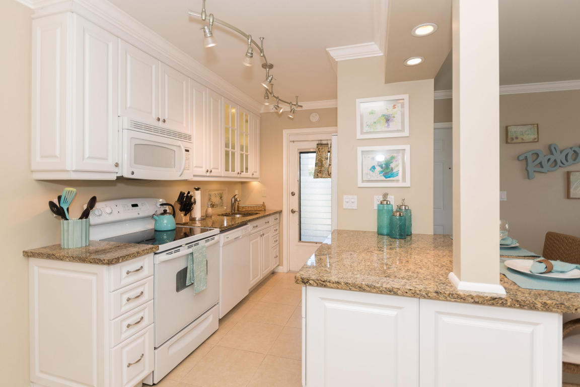 200 Main Boulevard, Boynton Beach, FL 33435