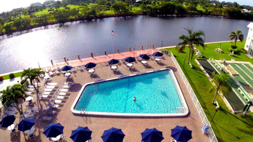 14 Colonial Club Drive, Boynton Beach, FL 33435