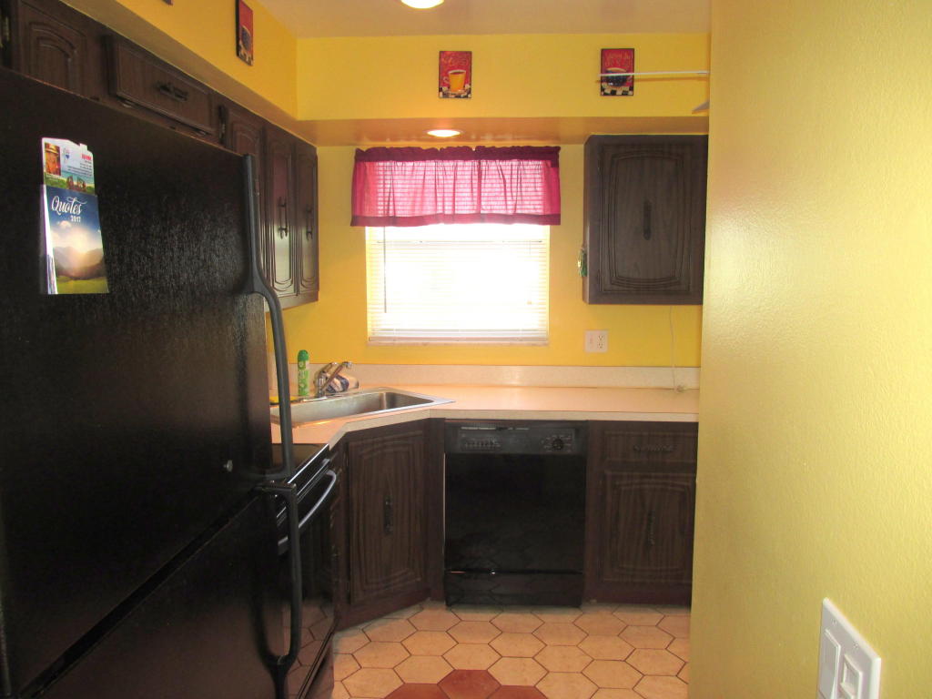 14 Colonial Club Drive, Boynton Beach, FL 33435