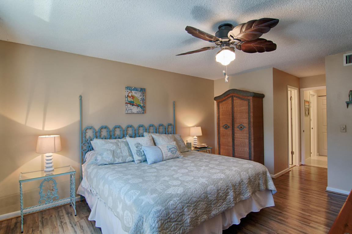 30 Colonial Club Drive, Boynton Beach, FL 33435