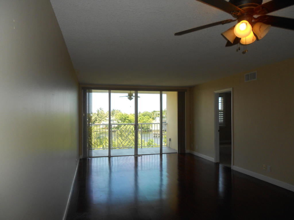 651 E Woolbright Road, Boynton Beach, FL 33435