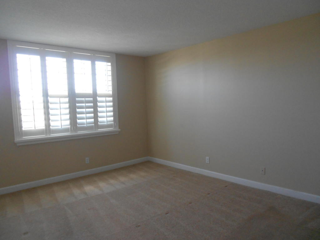 651 E Woolbright Road, Boynton Beach, FL 33435