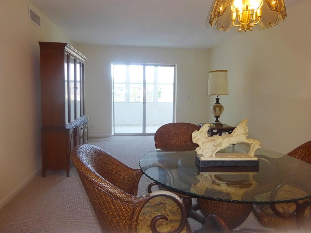 2300 NE 1st Lane, Boynton Beach, FL 33435