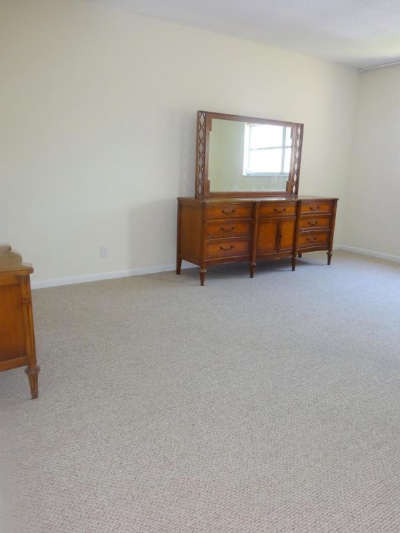 2300 NE 1st Lane, Boynton Beach, FL 33435