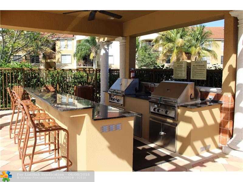 1106 Villa Ln, Boynton Beach, FL 33435