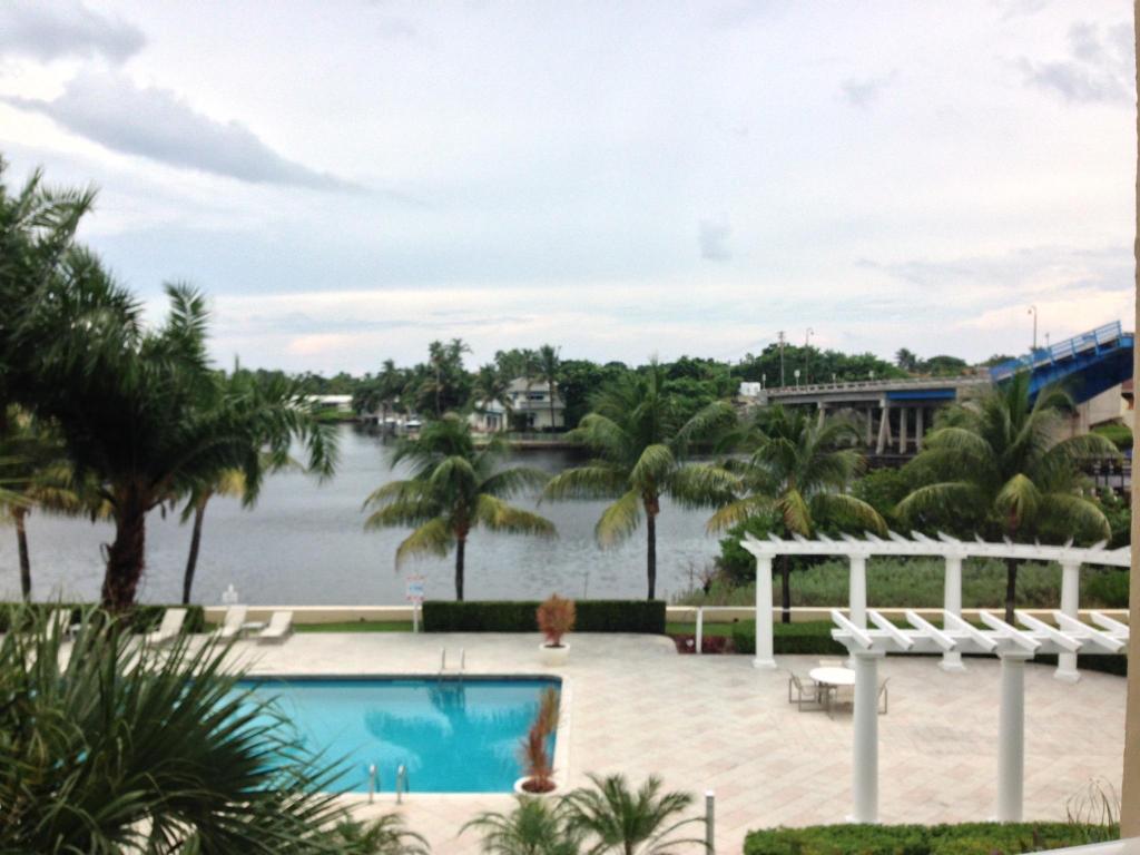 651 E Woolbright Road, Boynton Beach, FL 33435