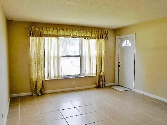 260 High Point Court, Boynton Beach, FL 33435