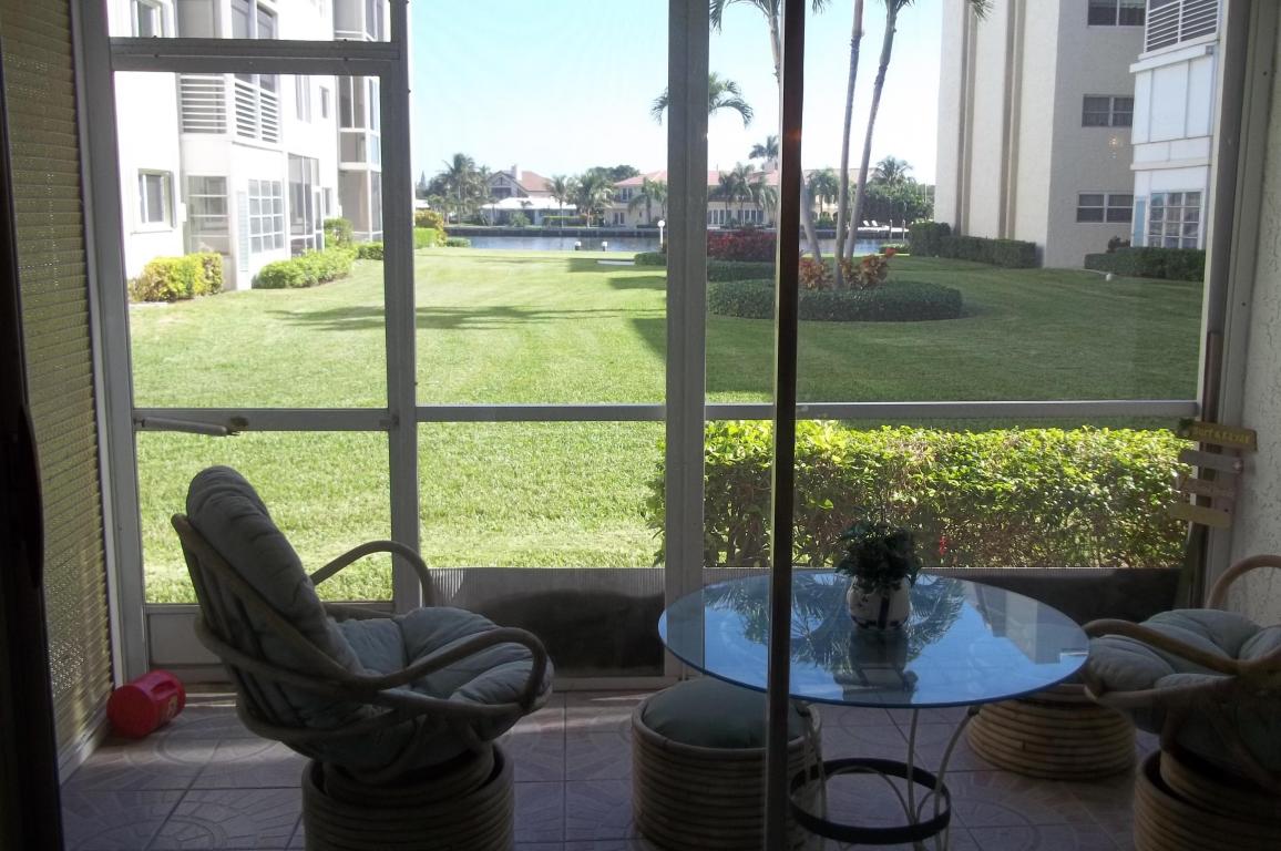 646 Snug Harbor Drive, Boynton Beach, FL 33435