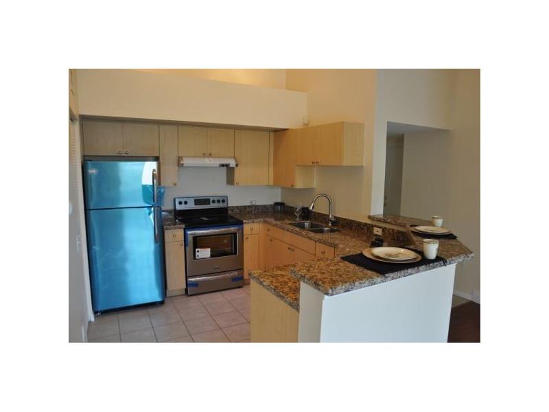 124Villa Cir, Boynton Beach, FL 33435