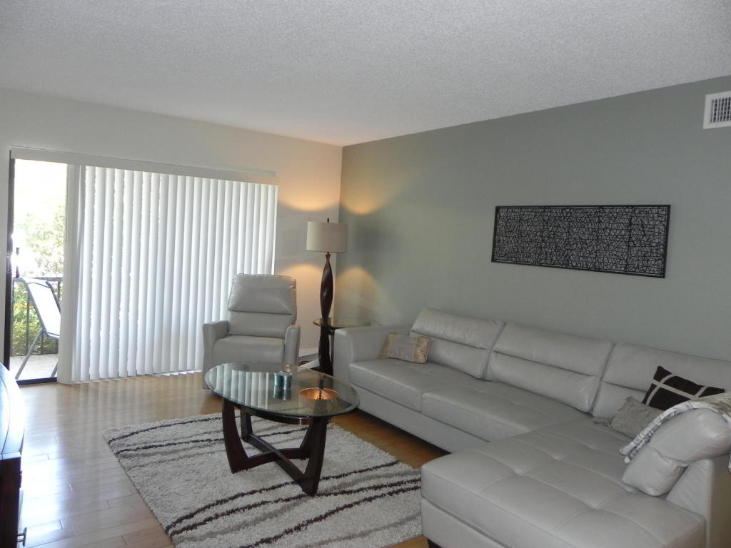 9845 Pineapple Tree Drive, Boynton Beach, FL 33436