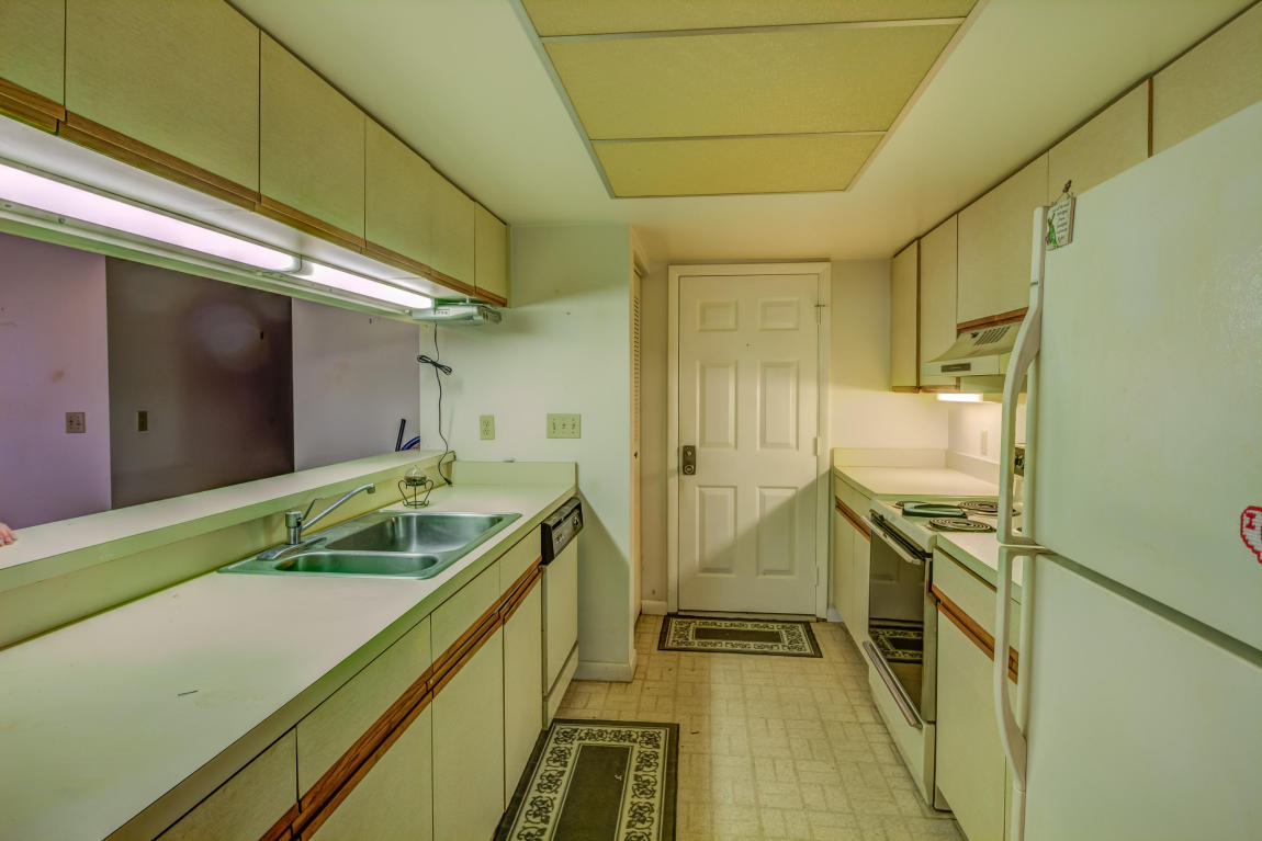 4283 Wood Ride Road, Boynton Beach, FL 33436
