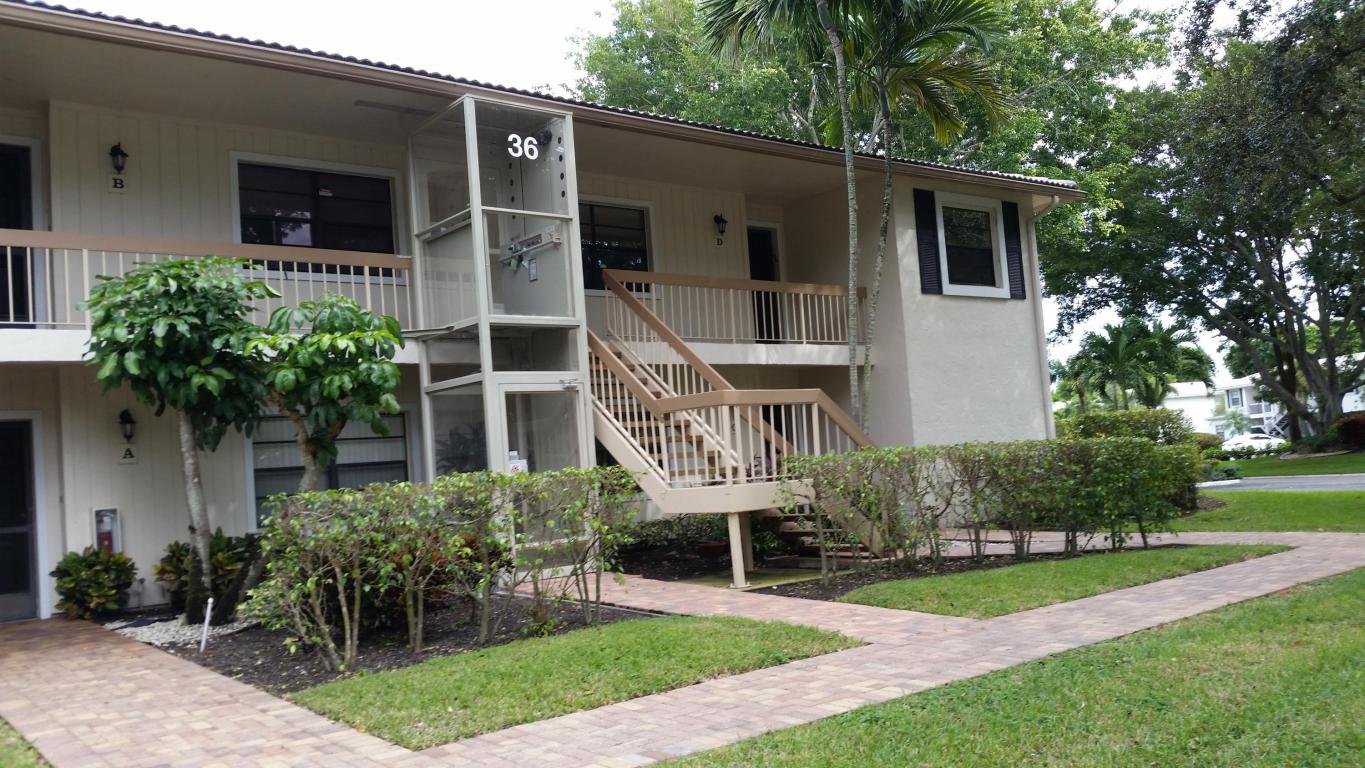 36 Westgate Lane, Boynton Beach, FL 33436