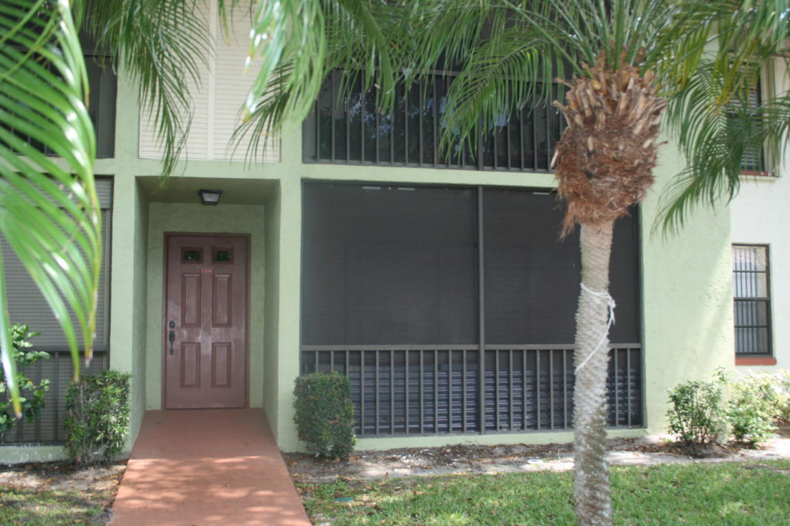 9810 Pineapple Tree Drive, Boynton Beach, FL 33436