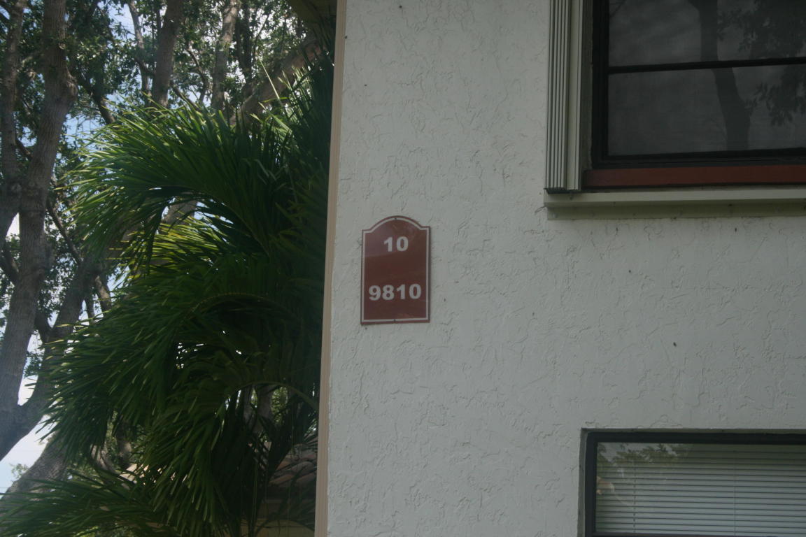 9810 Pineapple Tree Drive, Boynton Beach, FL 33436