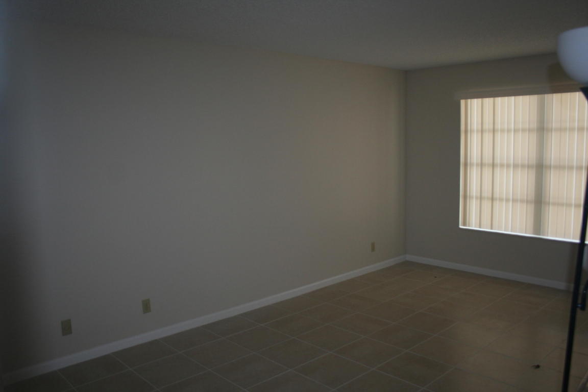 9810 Pineapple Tree Drive, Boynton Beach, FL 33436
