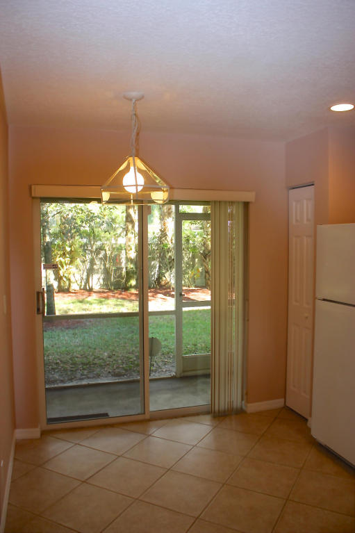 1041 Arezzo Circle, Boynton Beach, FL 33436