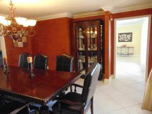 4575 Pine Tree Drive, Boynton Beach, FL 33436