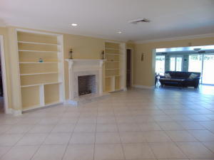 4575 Pine Tree Drive, Boynton Beach, FL 33436
