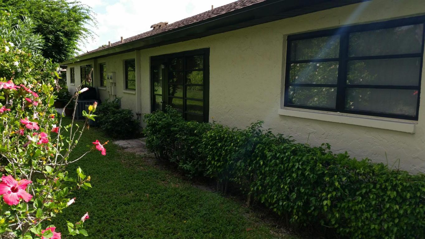 4944 Equestrian Circle, Boynton Beach, FL 33436