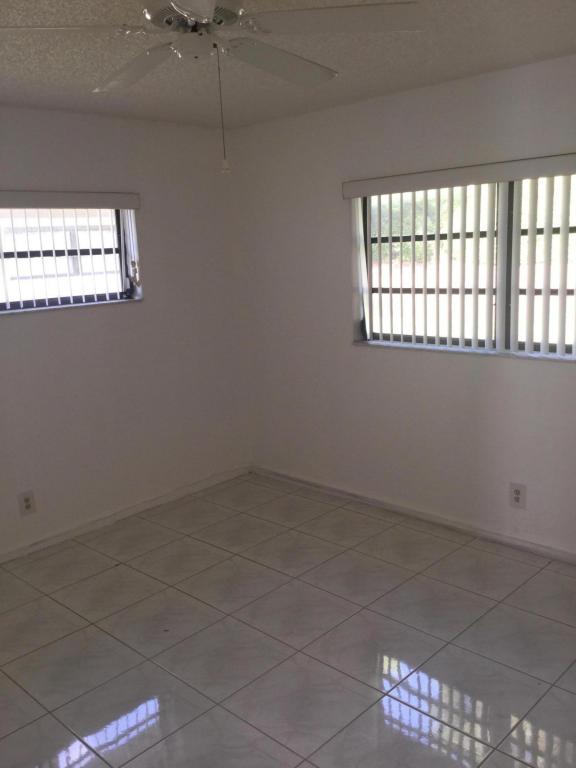 4944 Equestrian Circle, Boynton Beach, FL 33436
