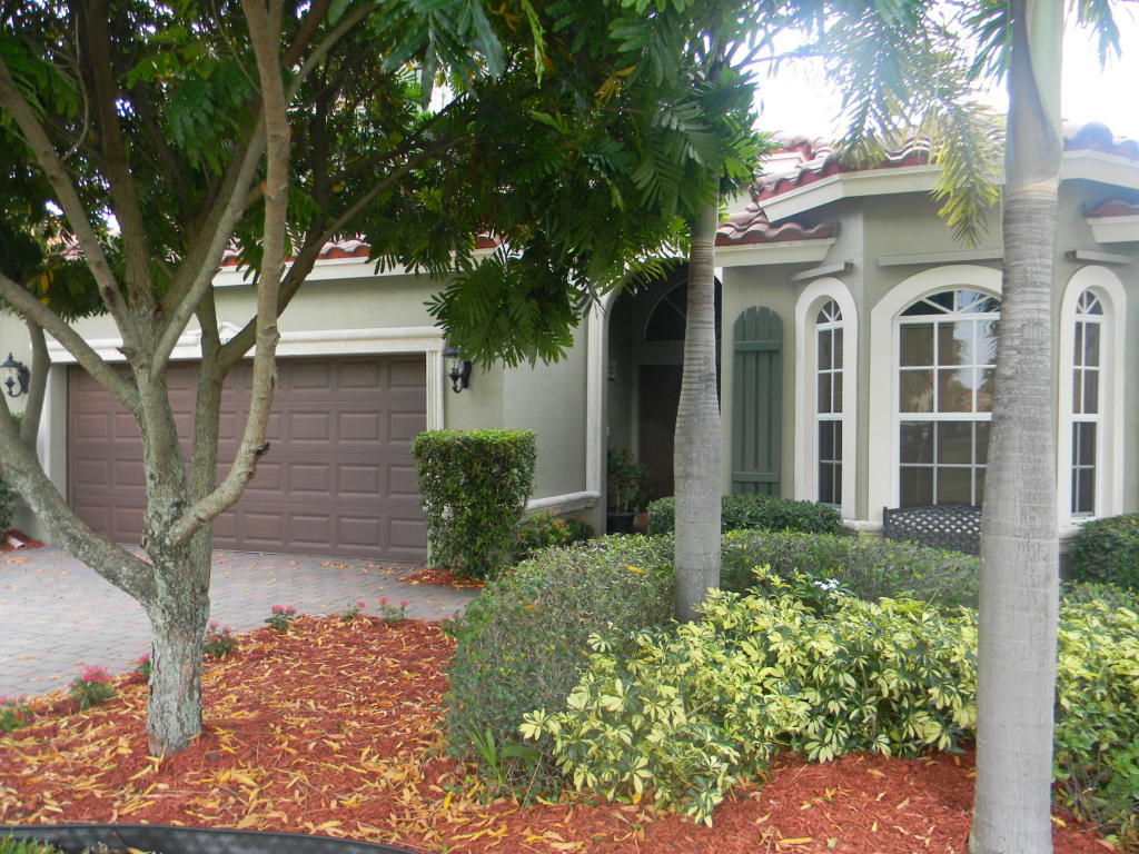 7996 Canary Island Way, Boynton Beach, FL 33436