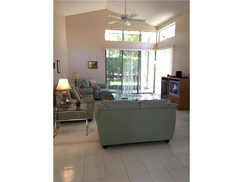 10201Lexington Lakes Blvd, Boynton Beach, FL 33436
