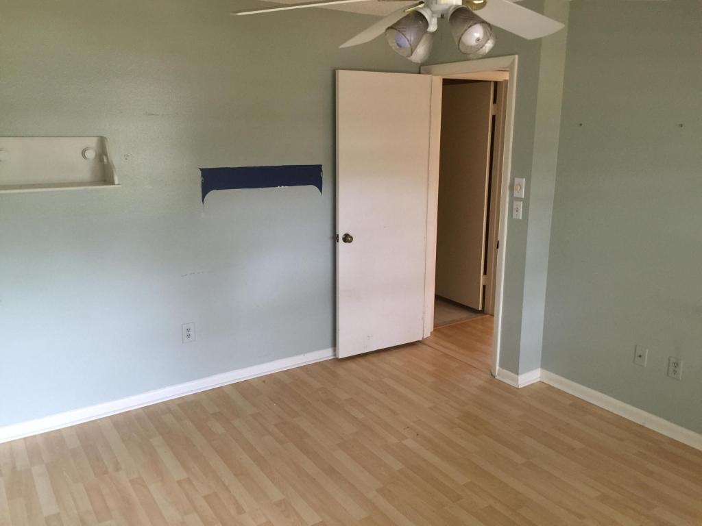 28 Westgate Lane, Boynton Beach, FL 33436