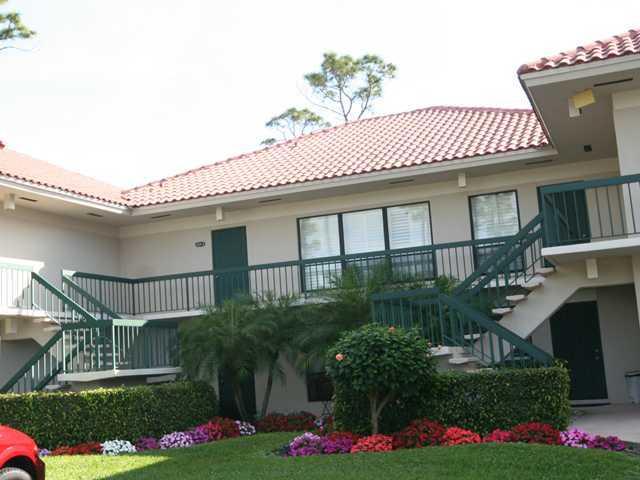 4028-B Quail Ridge Drive N, Boynton Beach, FL 33436