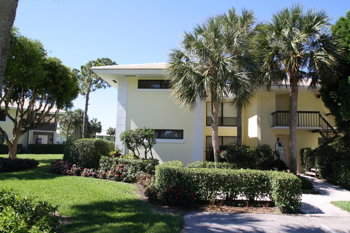 3701 Quail Ridge Drive N, Boynton Beach, FL 33436