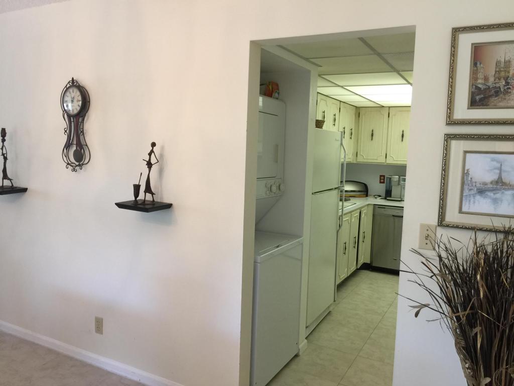 10155 41st Trail S, Boynton Beach, FL 33436
