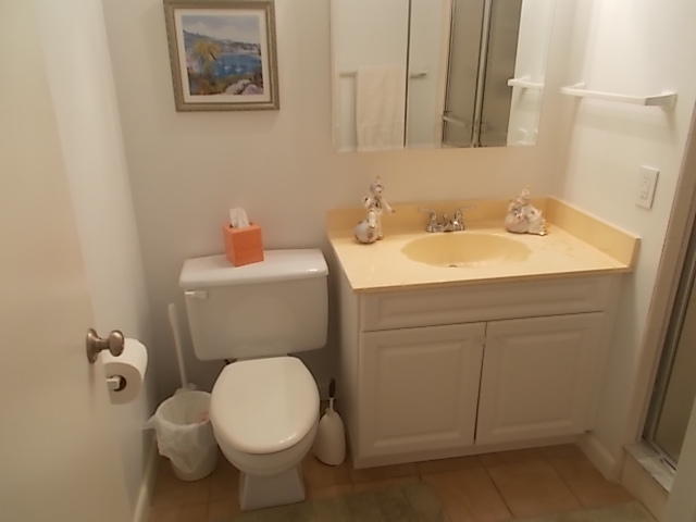 8 Southport Lane, Boynton Beach, FL 33436