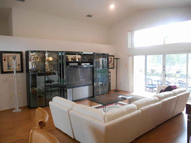 6822 Fiji Circle, Boynton Beach, FL 33437