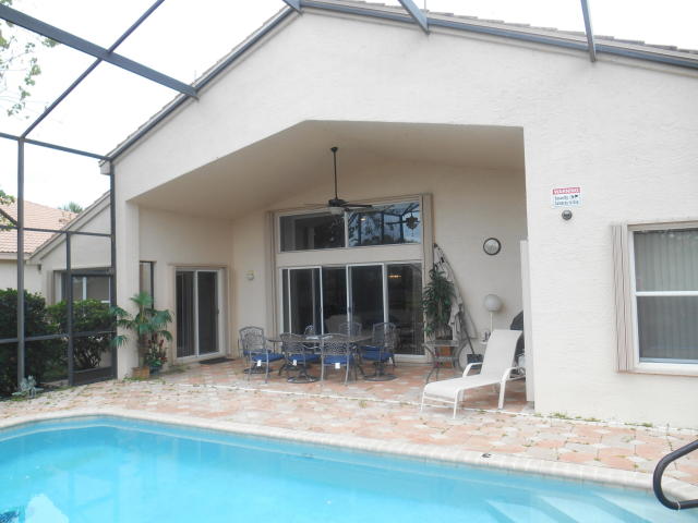 6822 Fiji Circle, Boynton Beach, FL 33437