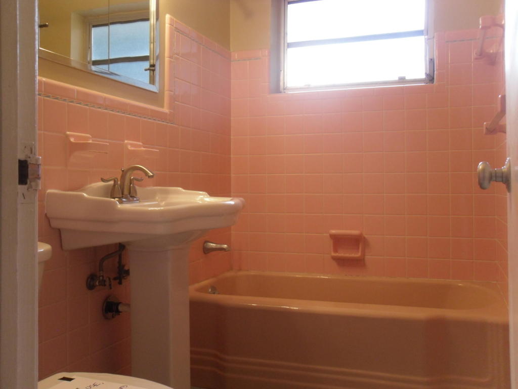 952 SE 4 Court, Deerfield Beach, FL 33441