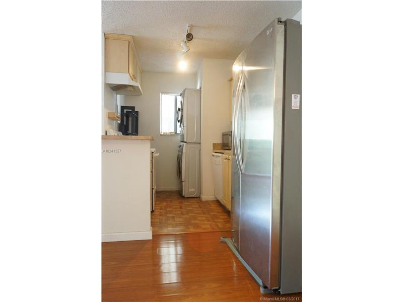 567Trace Cir, Deerfield Beach, FL 33441