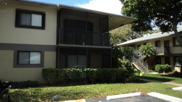 588 Trace Cir #211, Deerfield Beach, FL 33441